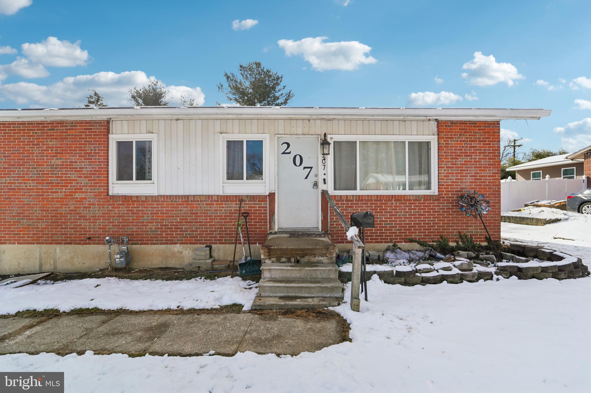 ACADEMY ACRES - Residential