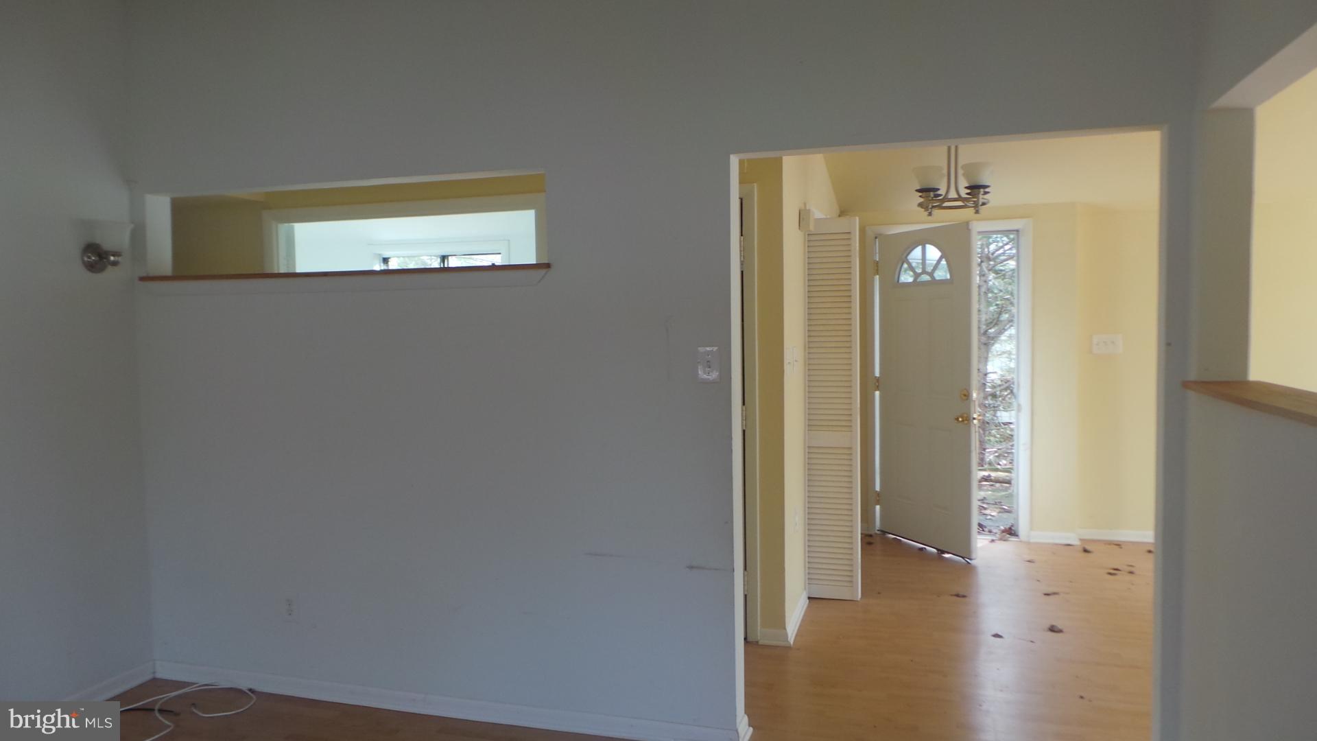 VILLAGE OF OAKLAND MILLS - Residential