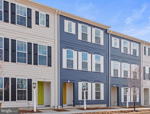 Homes For Sale - 5 Ann Street<br/> CARLISLE, PA 17015