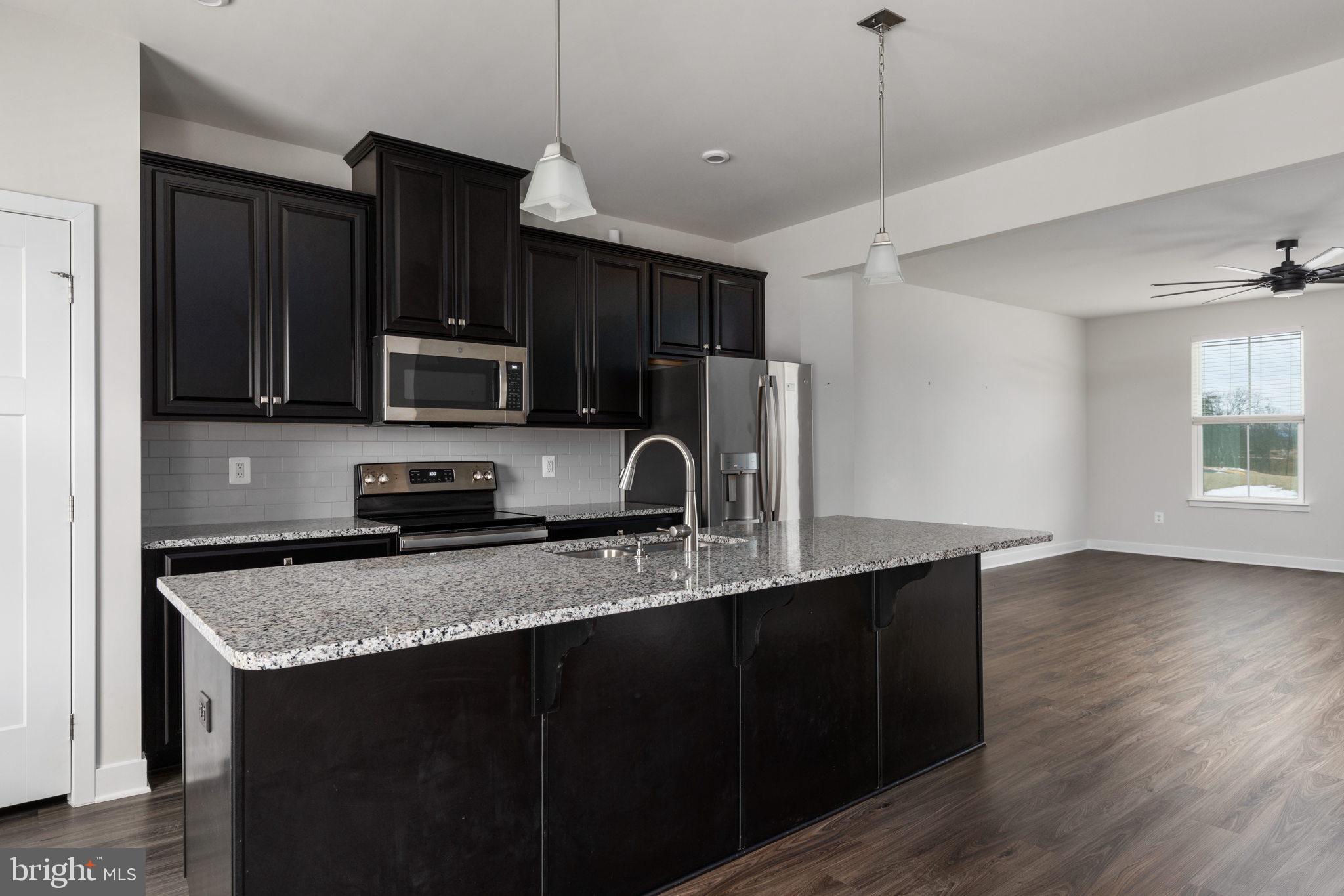 OPEQUON - Residential Lease