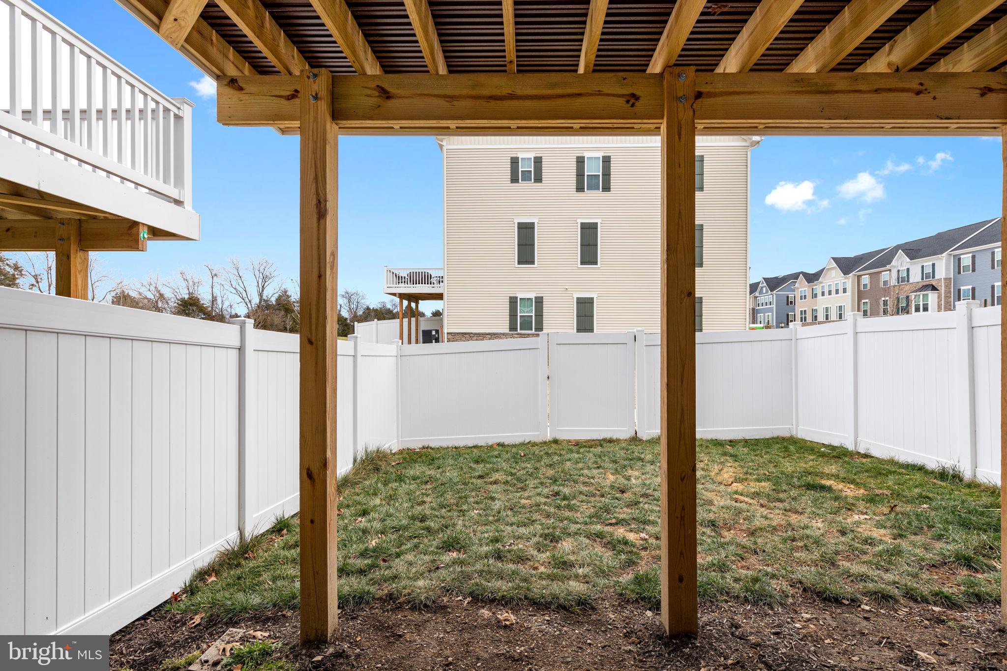 OPEQUON - Residential Lease