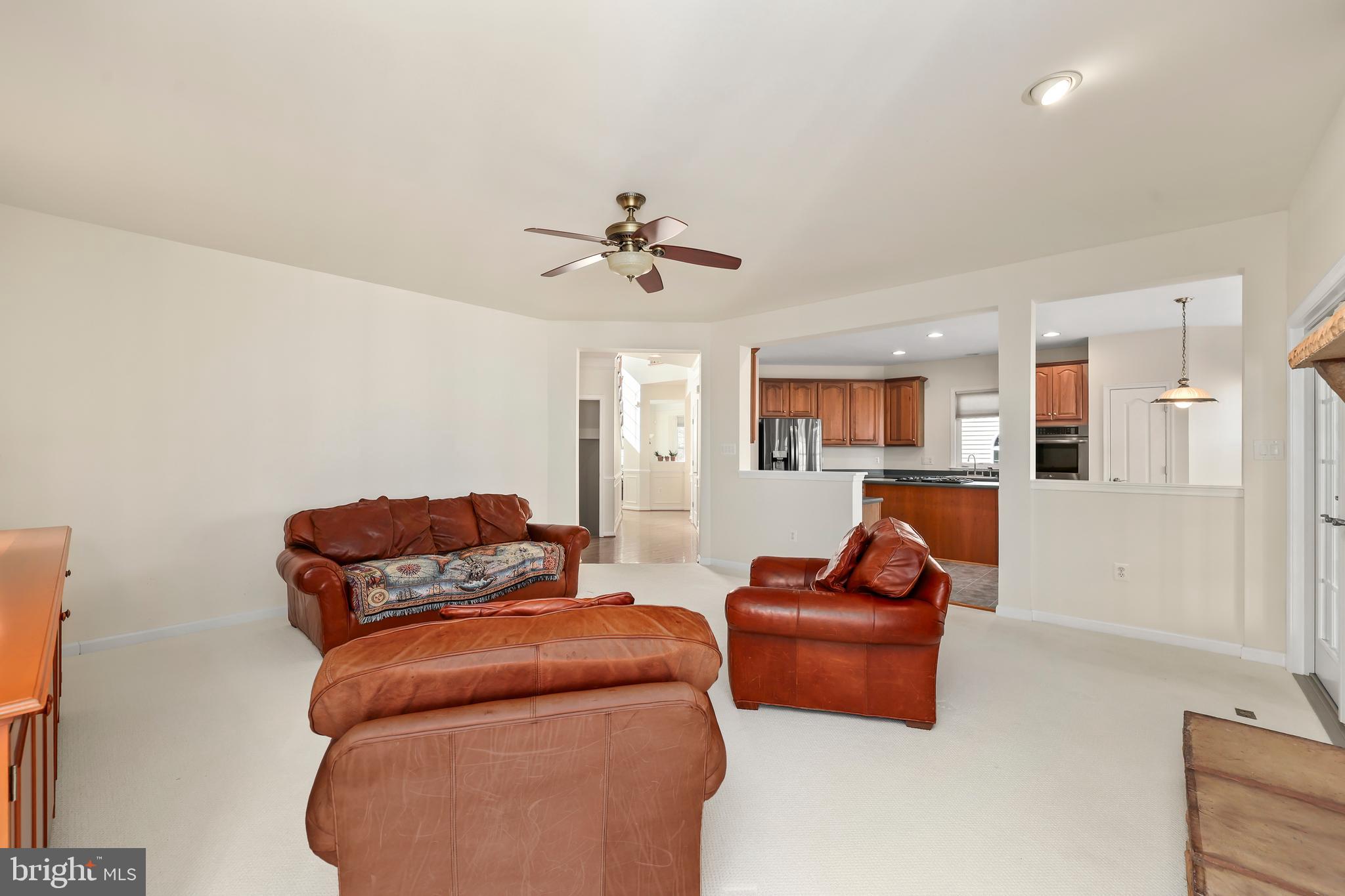 BROADLANDS - Residential