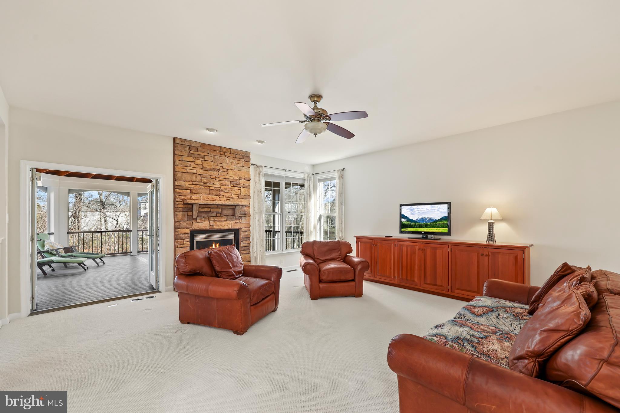 BROADLANDS - Residential