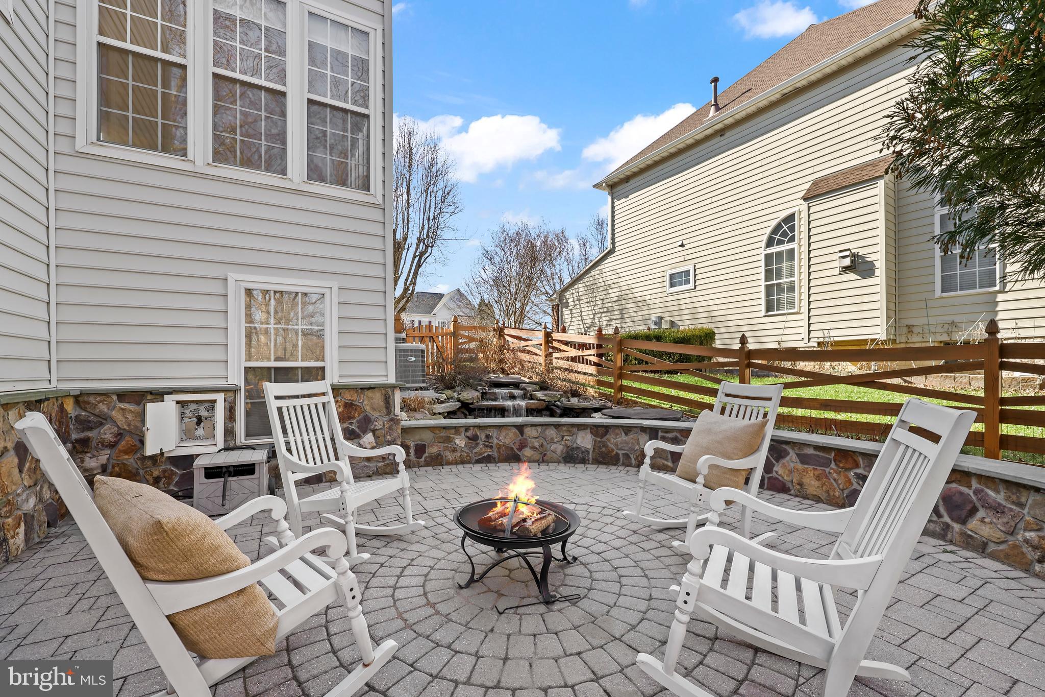 BROADLANDS - Residential