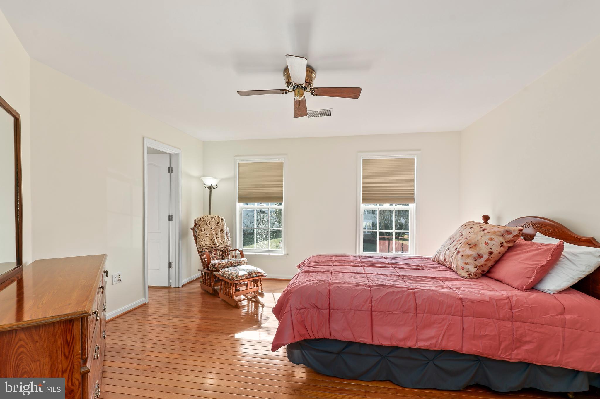 BROADLANDS - Residential