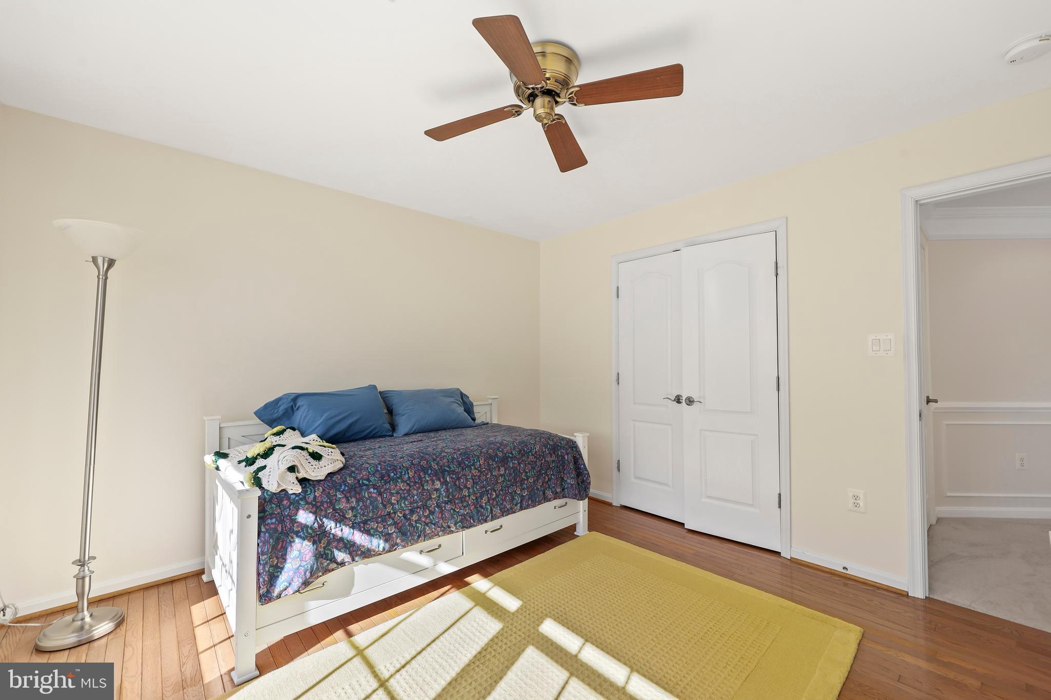 BROADLANDS - Residential