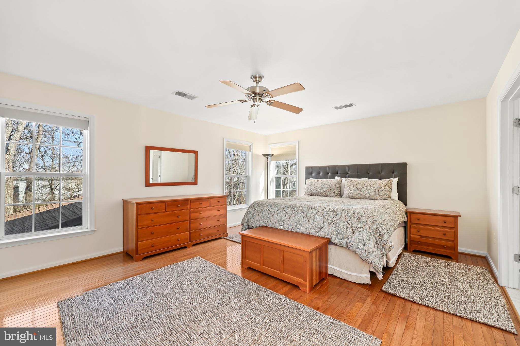 BROADLANDS - Residential