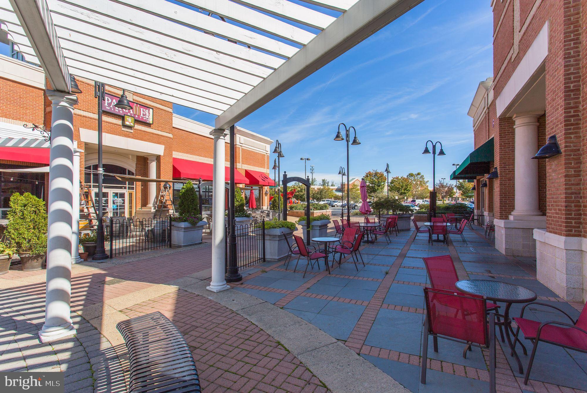 BROADLANDS - Residential