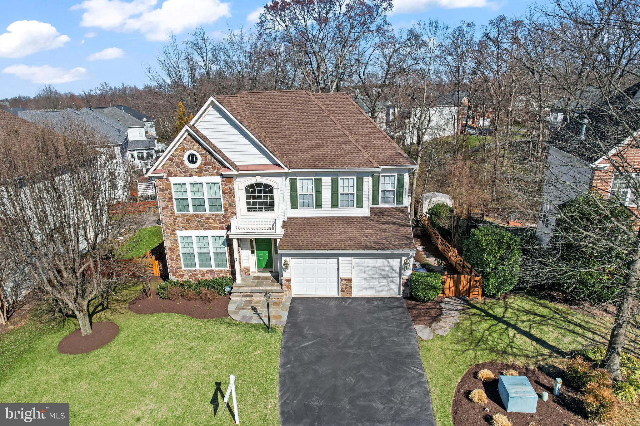 BROADLANDS - Residential