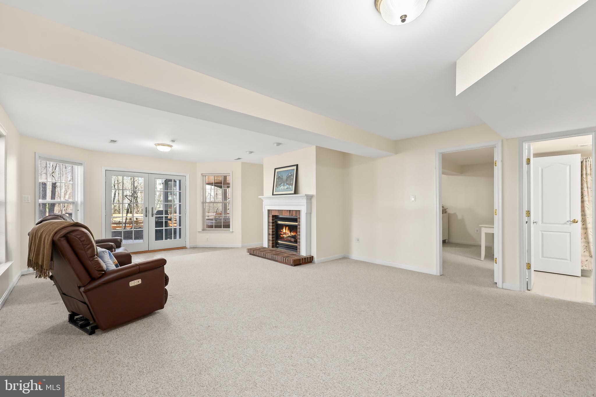 BROADLANDS - Residential