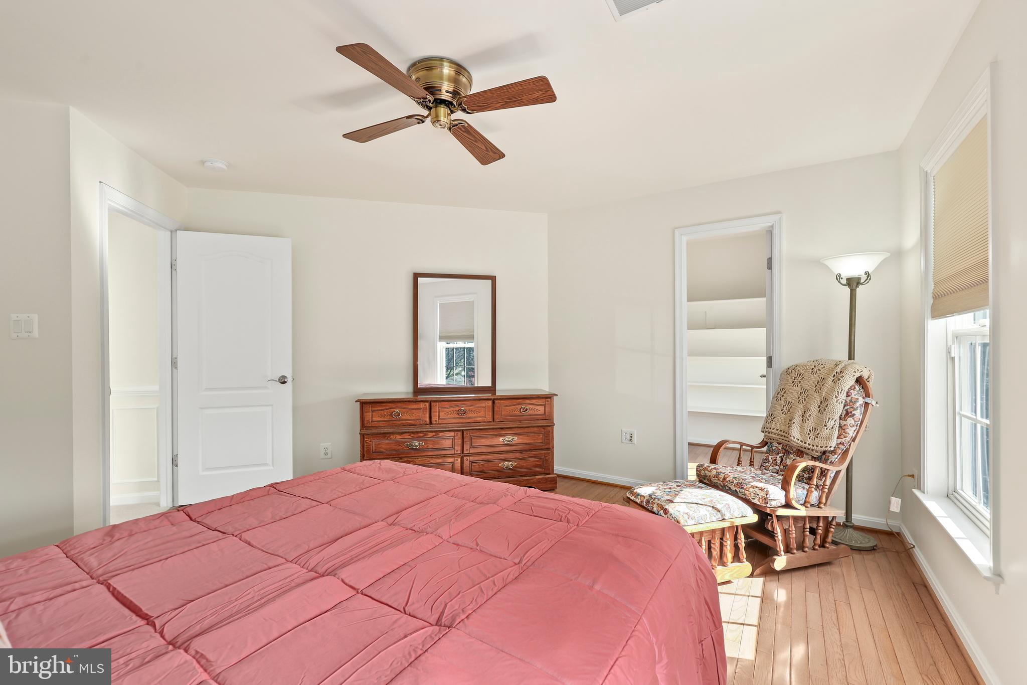 BROADLANDS - Residential