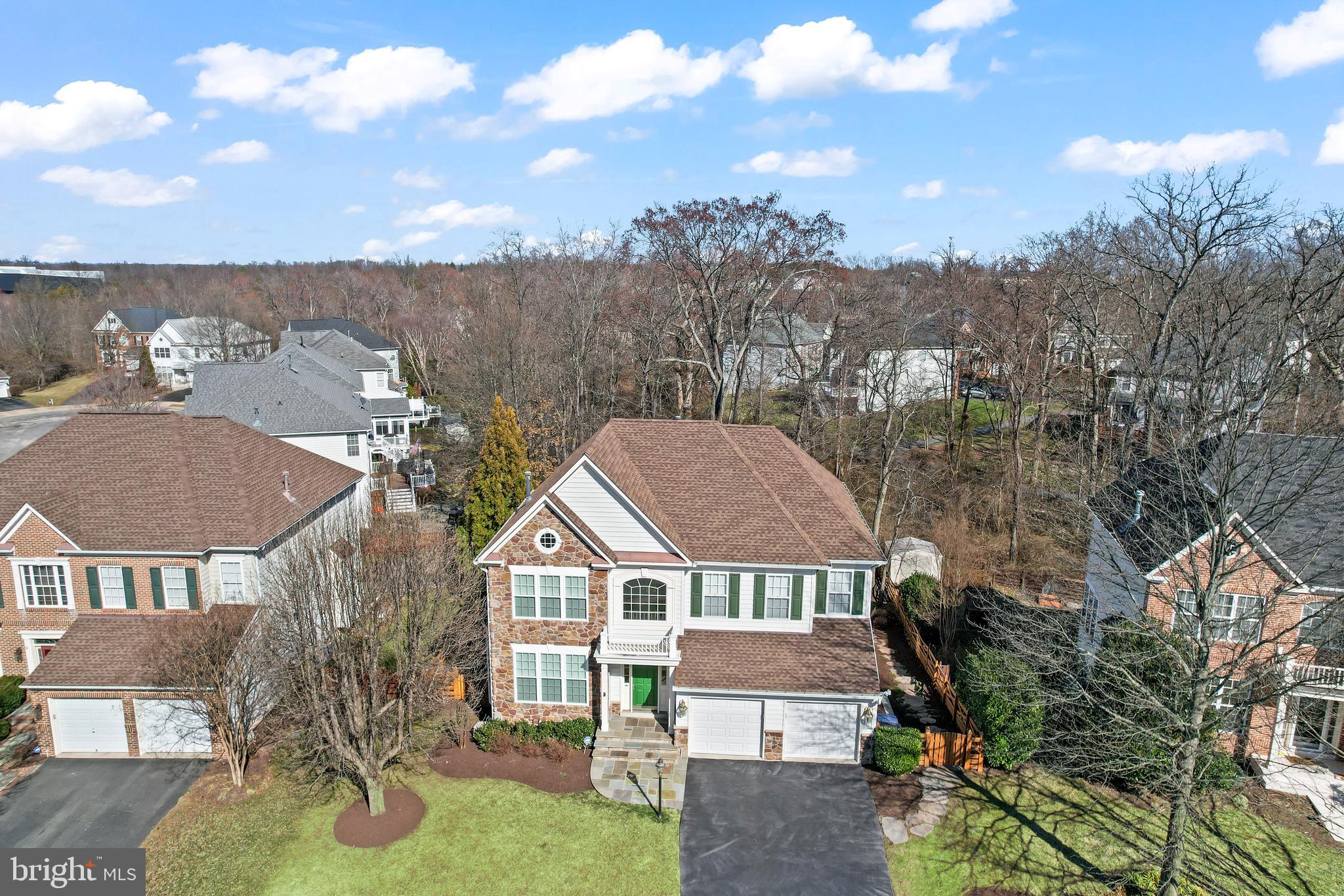 BROADLANDS - Residential