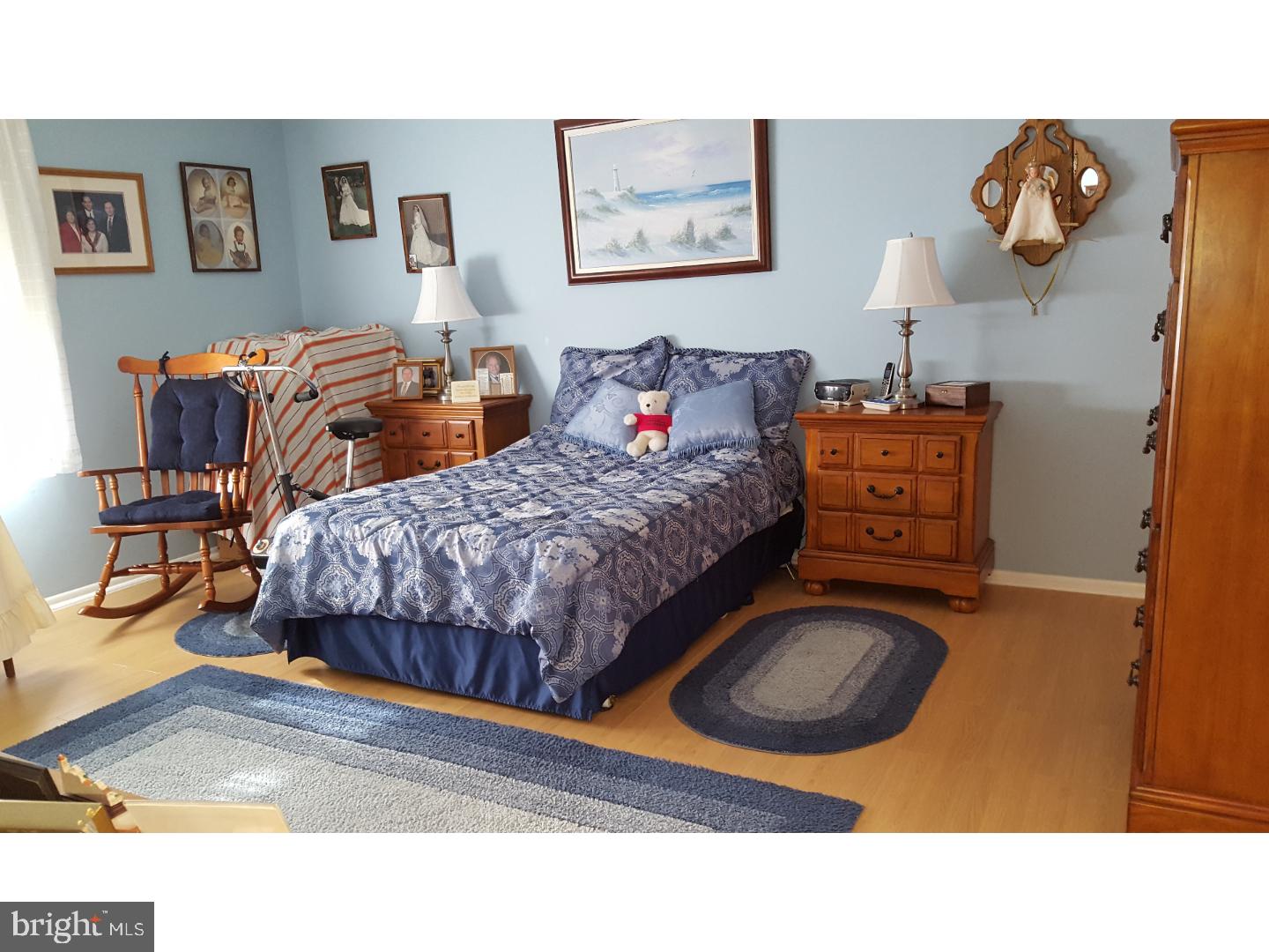 BUSTLETON - Residential