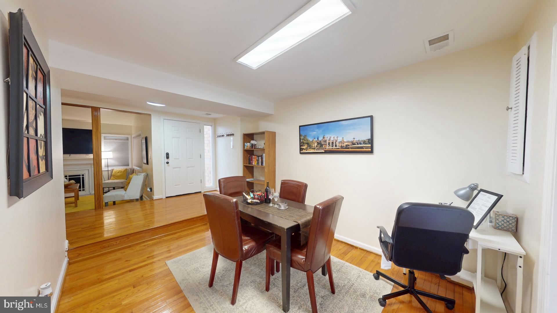 REFLECTION LAKE - Residential