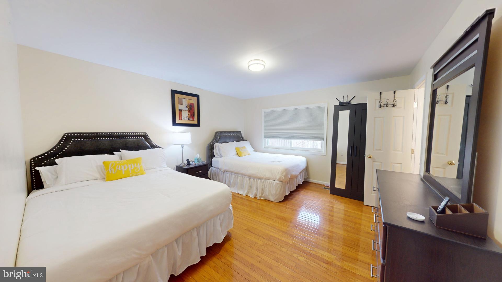 REFLECTION LAKE - Residential