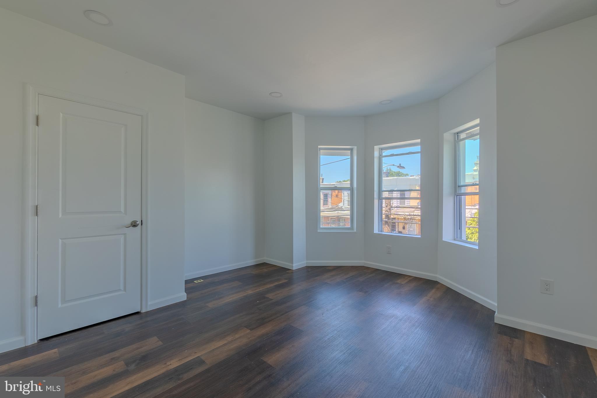 COBBS CREEK - Residential