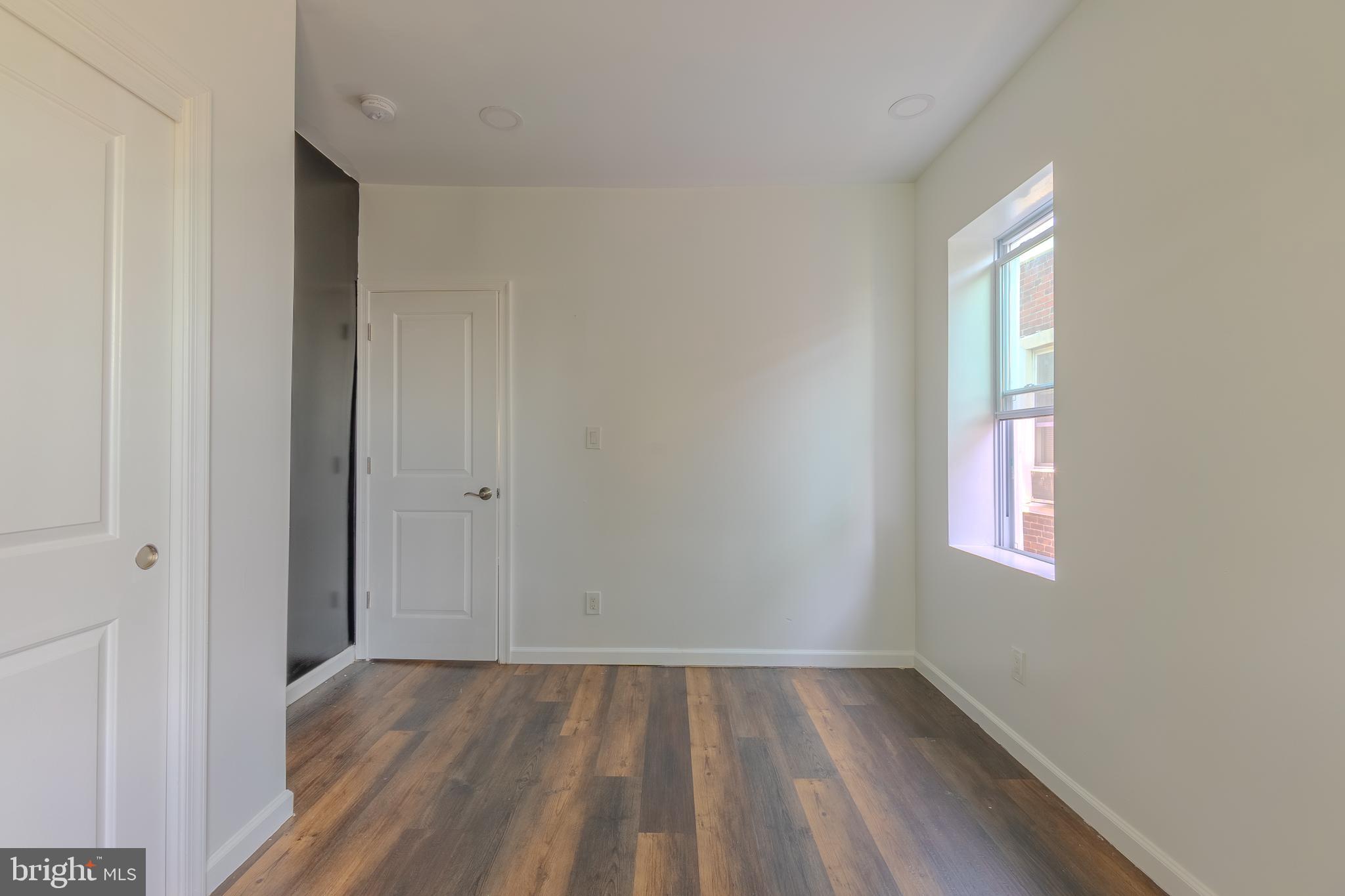 COBBS CREEK - Residential