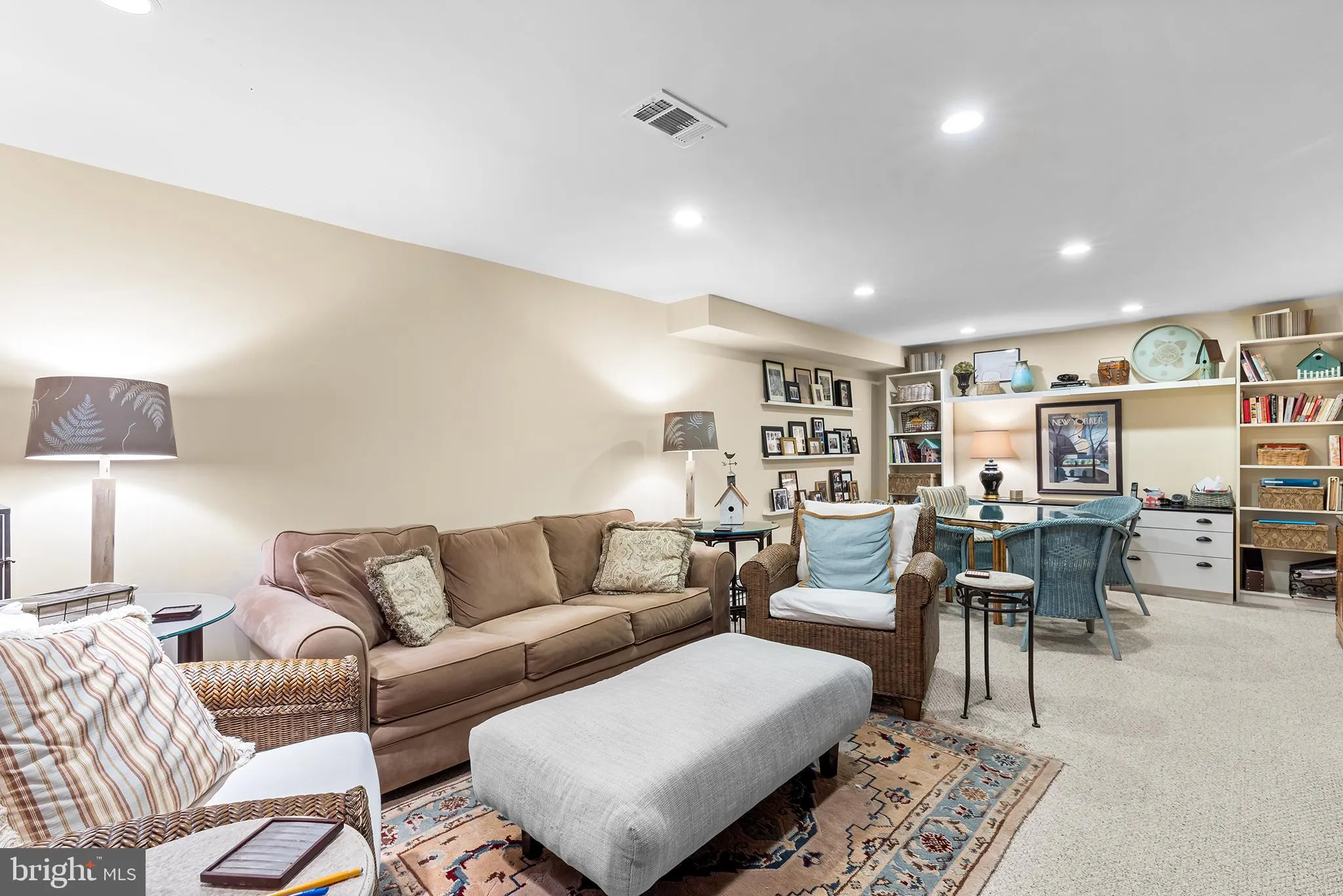 Devon, Pennsylvania 19333, United States, 3 Bedrooms Bedrooms, ,3 BathroomsBathrooms,Residential,Coming Soon,163236