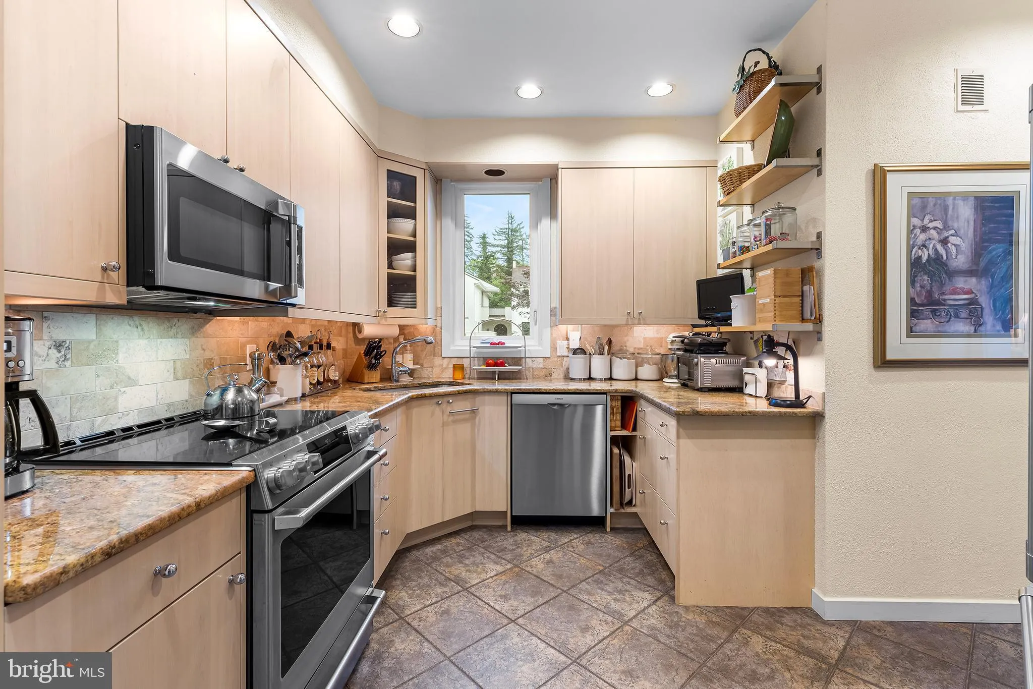 Devon, Pennsylvania 19333, United States, 3 Bedrooms Bedrooms, ,3 BathroomsBathrooms,Residential,Coming Soon,163236