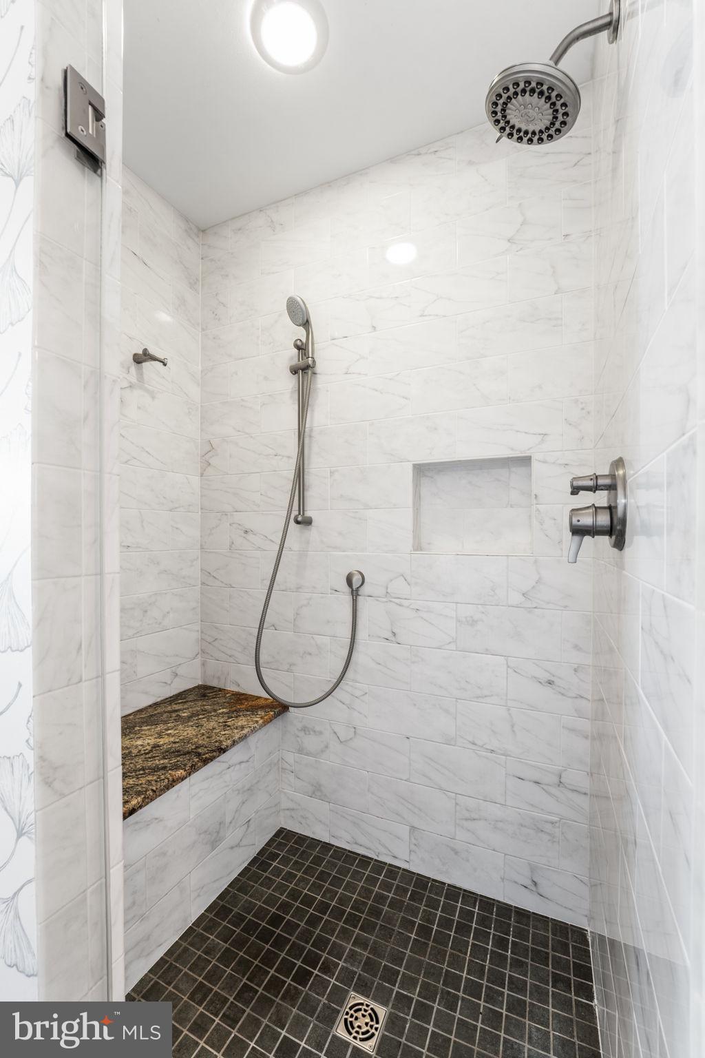 CHESAPEAKE LANDING - Residential