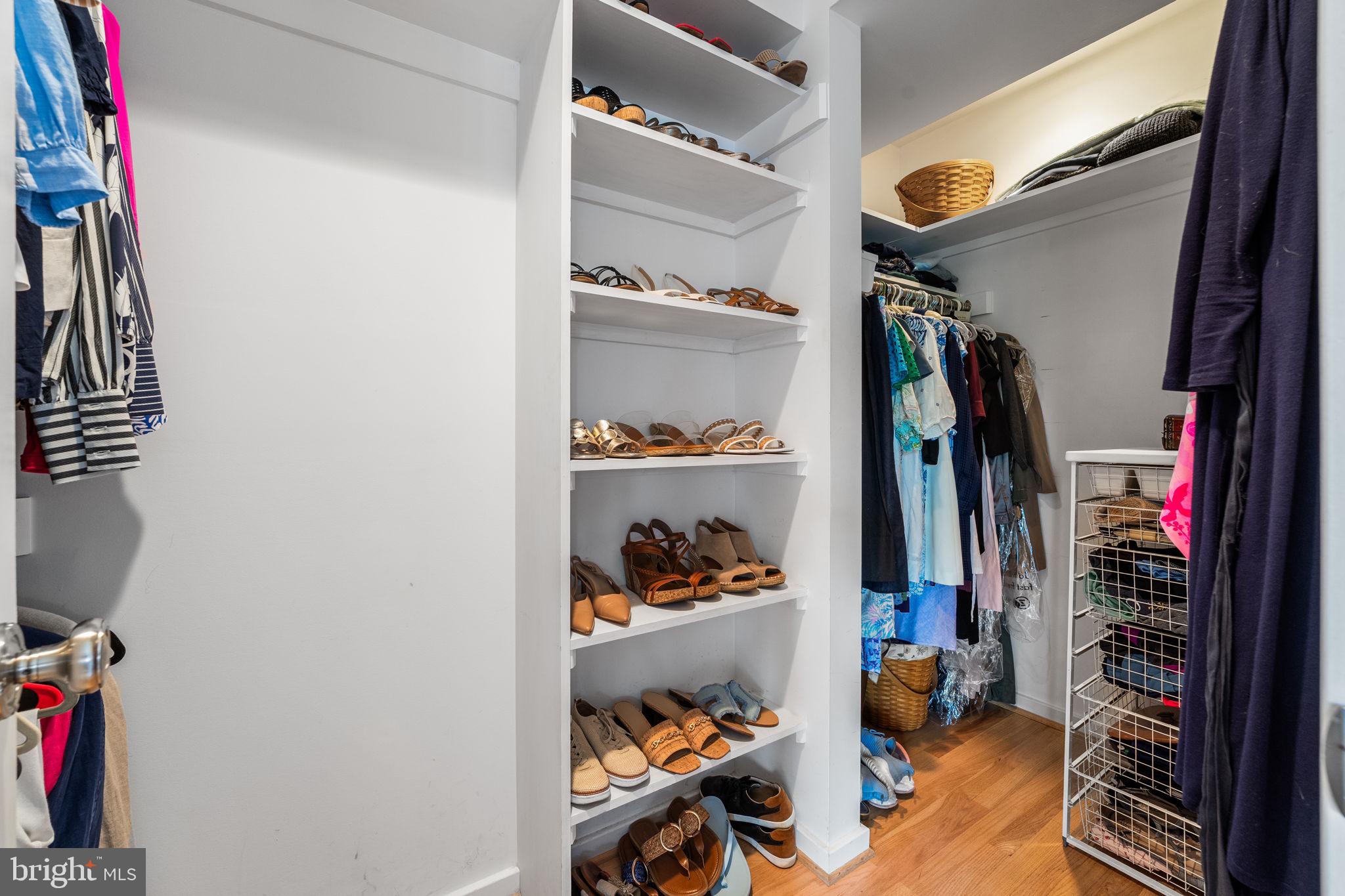 CHESAPEAKE LANDING - Residential