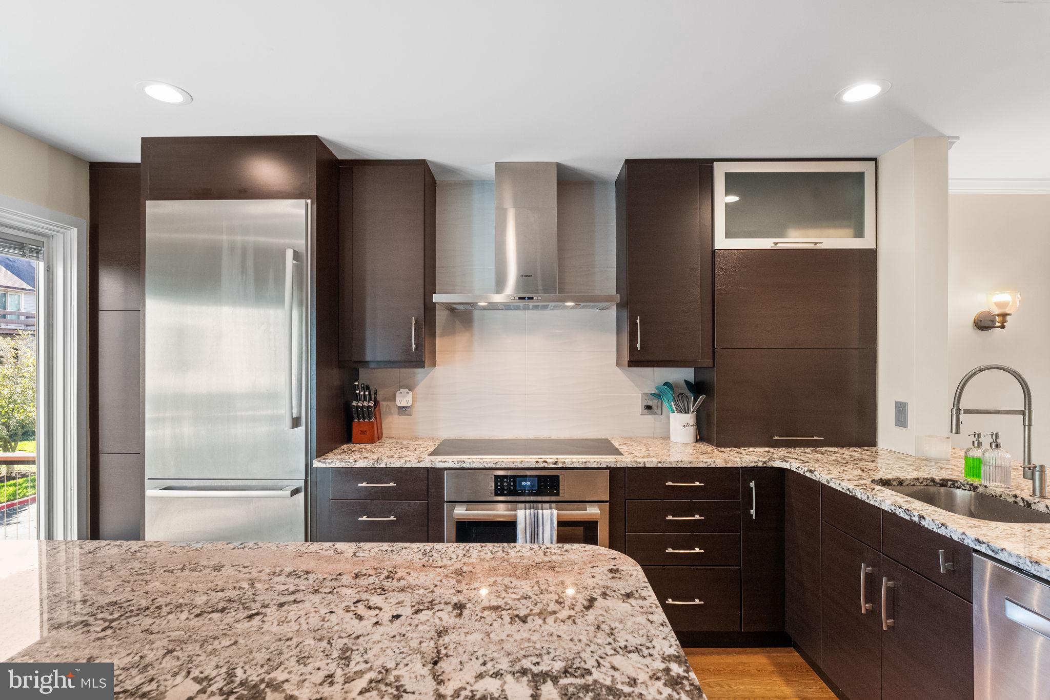 CHESAPEAKE LANDING - Residential