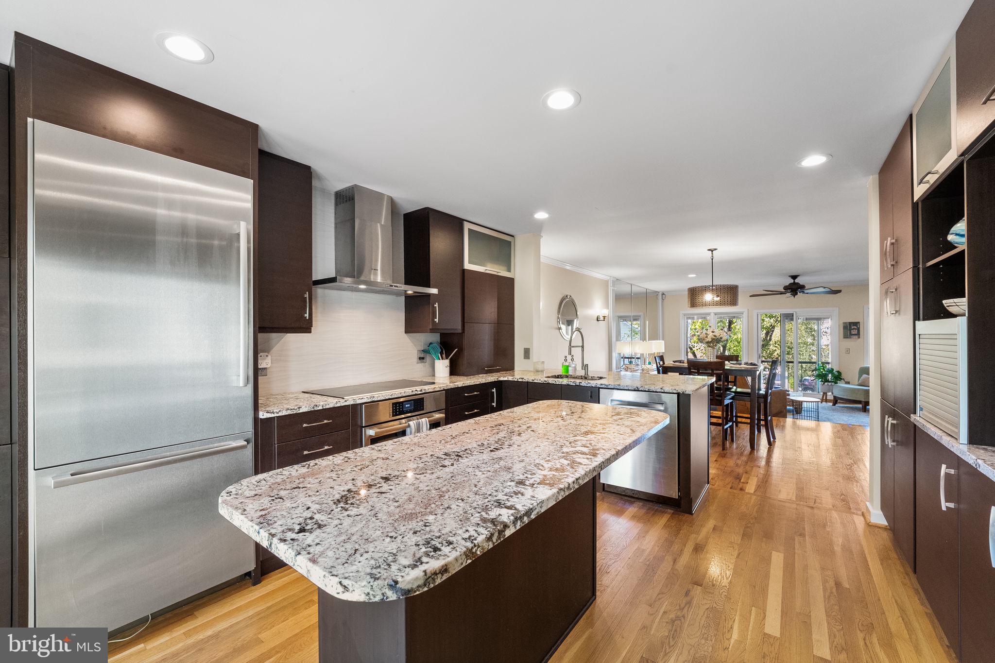 CHESAPEAKE LANDING - Residential