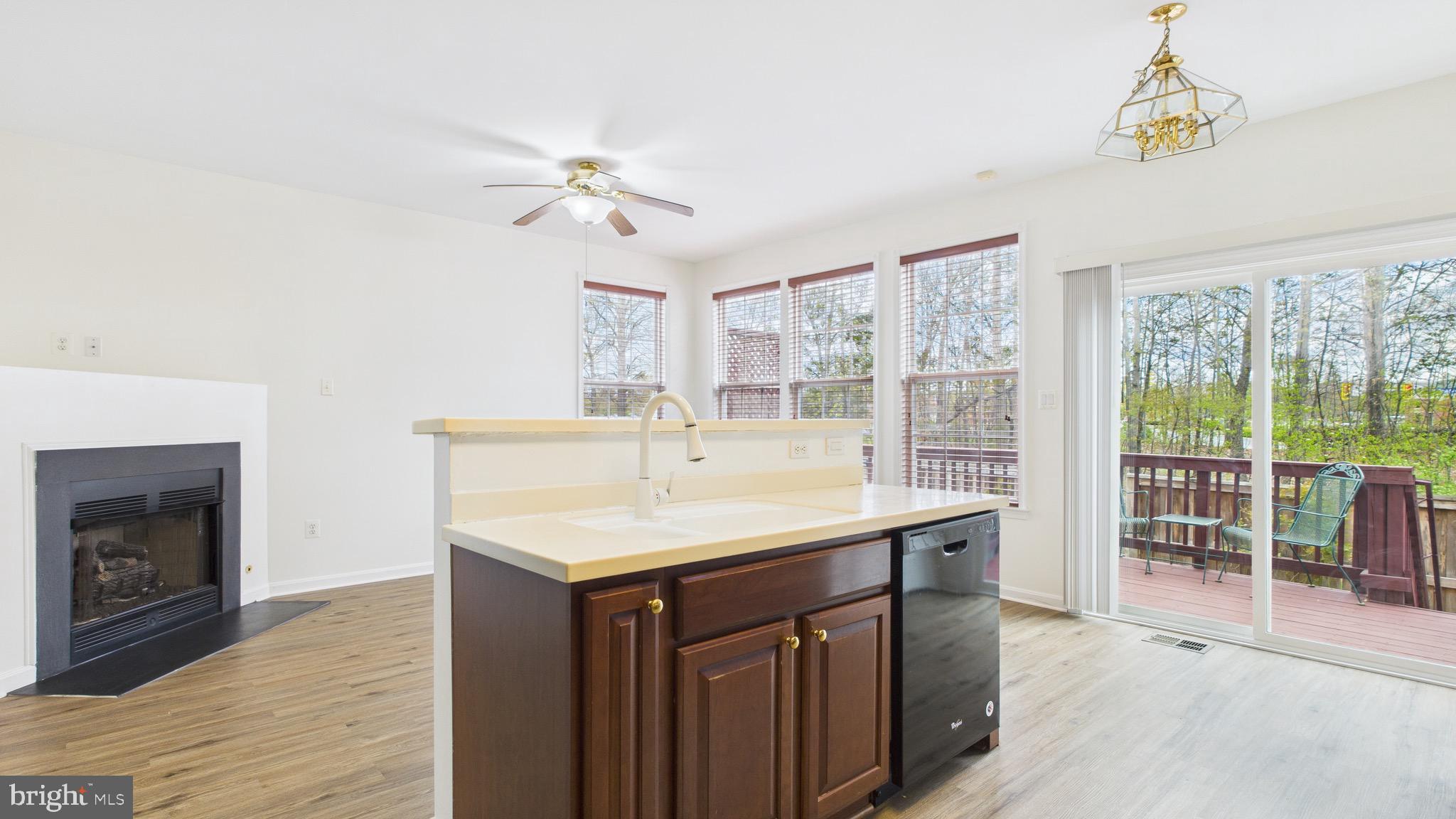 BROADLANDS - Residential