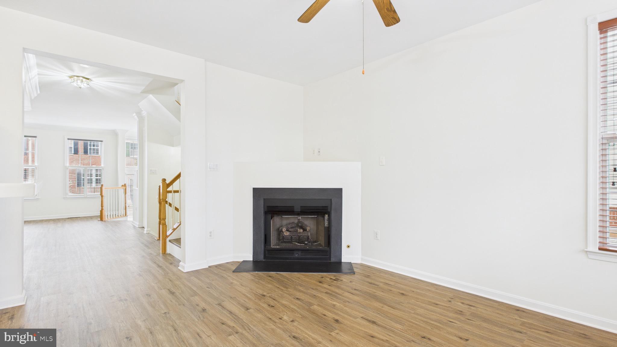 BROADLANDS - Residential