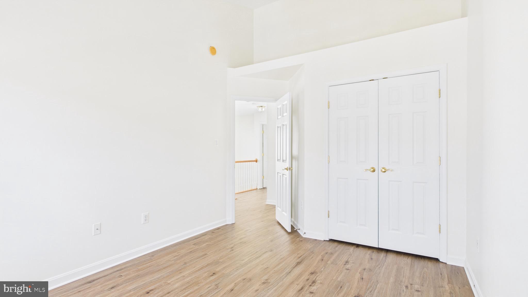 BROADLANDS - Residential