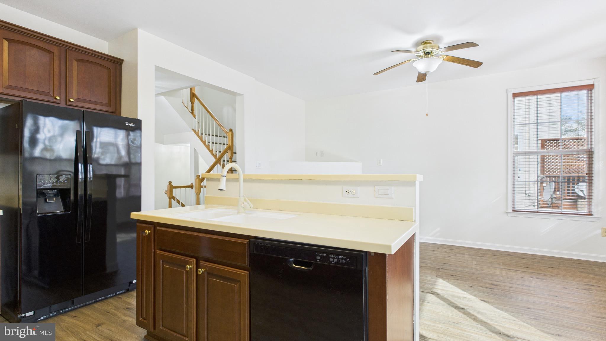 BROADLANDS - Residential