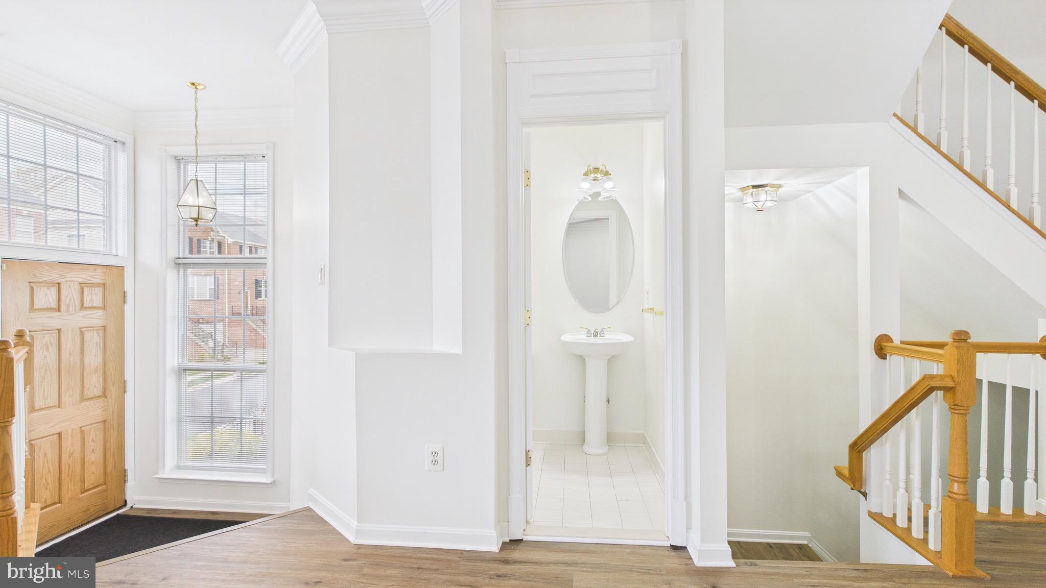 BROADLANDS - Residential