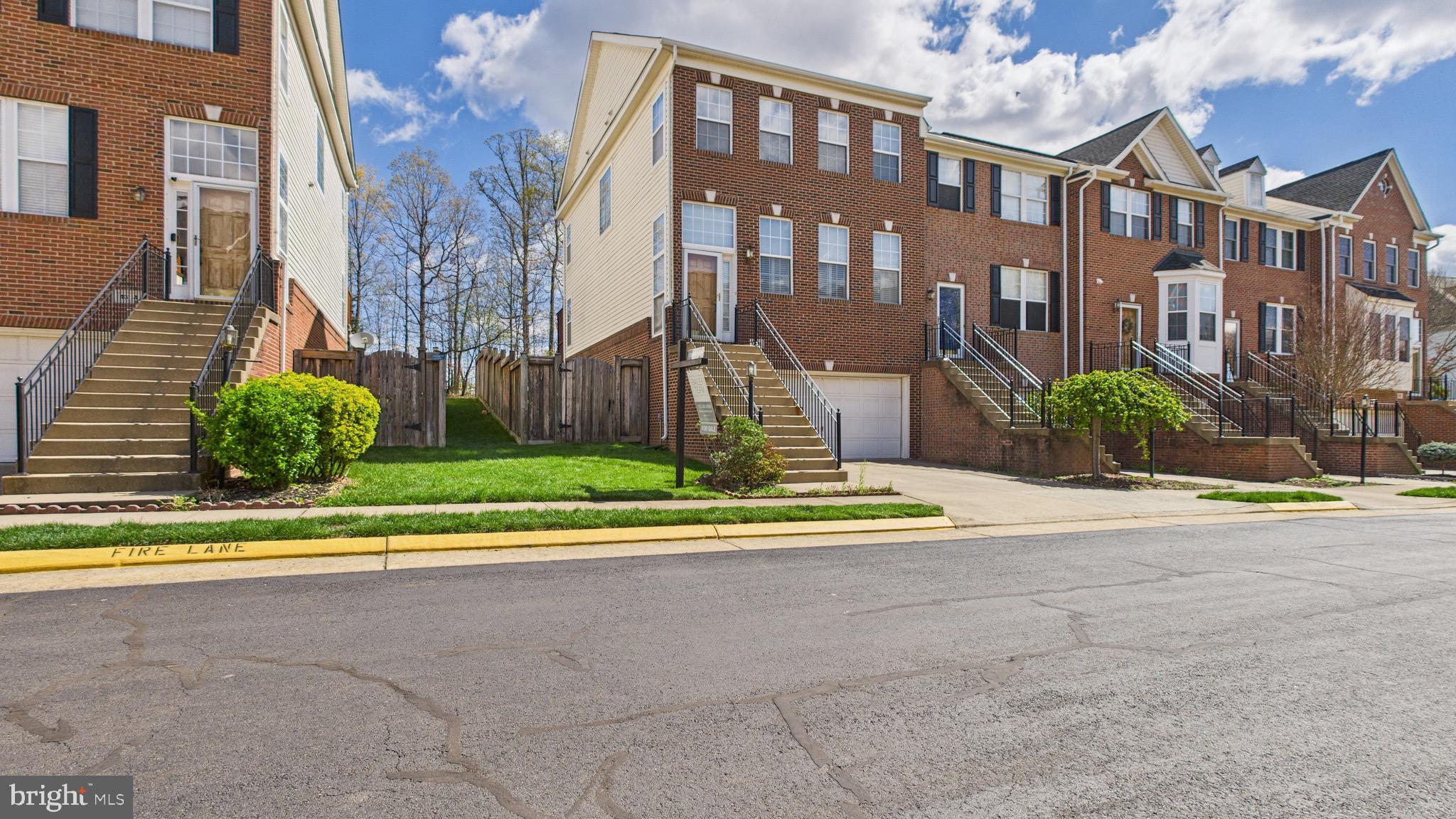 BROADLANDS - Residential