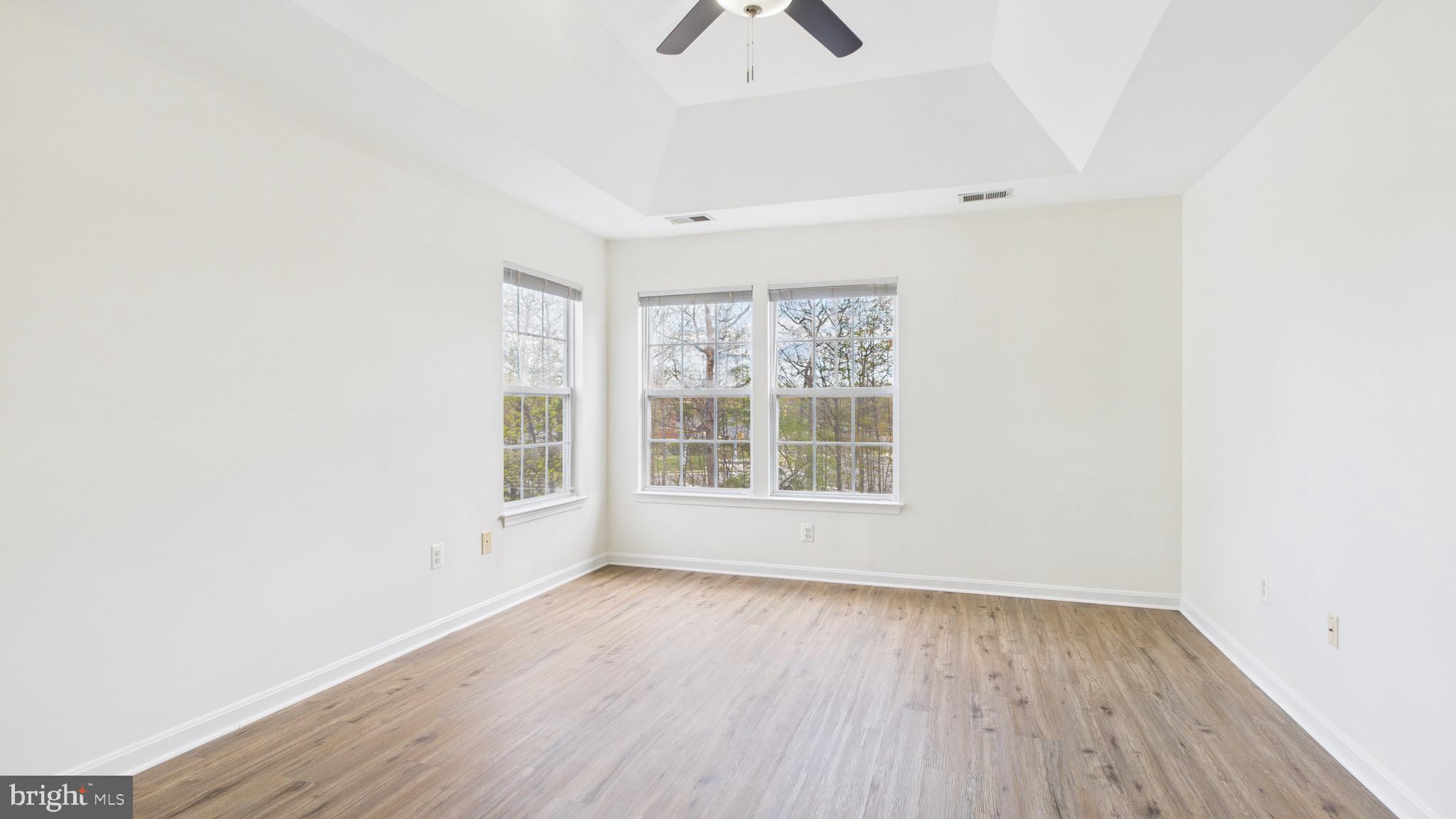 BROADLANDS - Residential