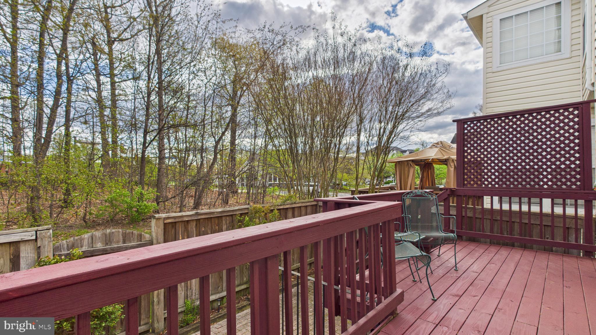 BROADLANDS - Residential