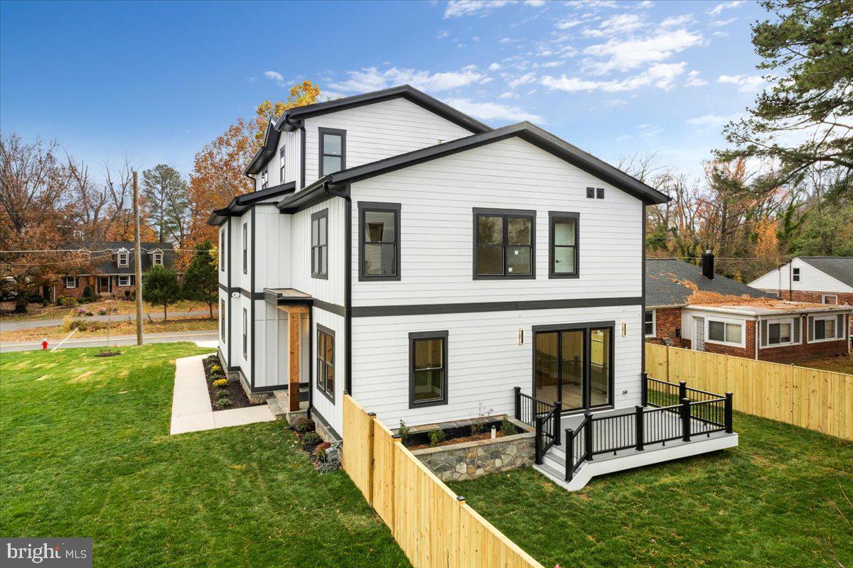 HOLLIN HALL VILLAGE - Residential