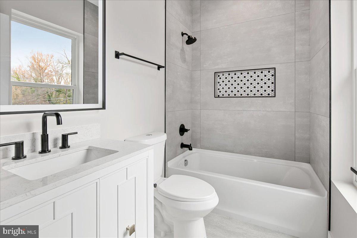 HOLLIN HALL VILLAGE - Residential