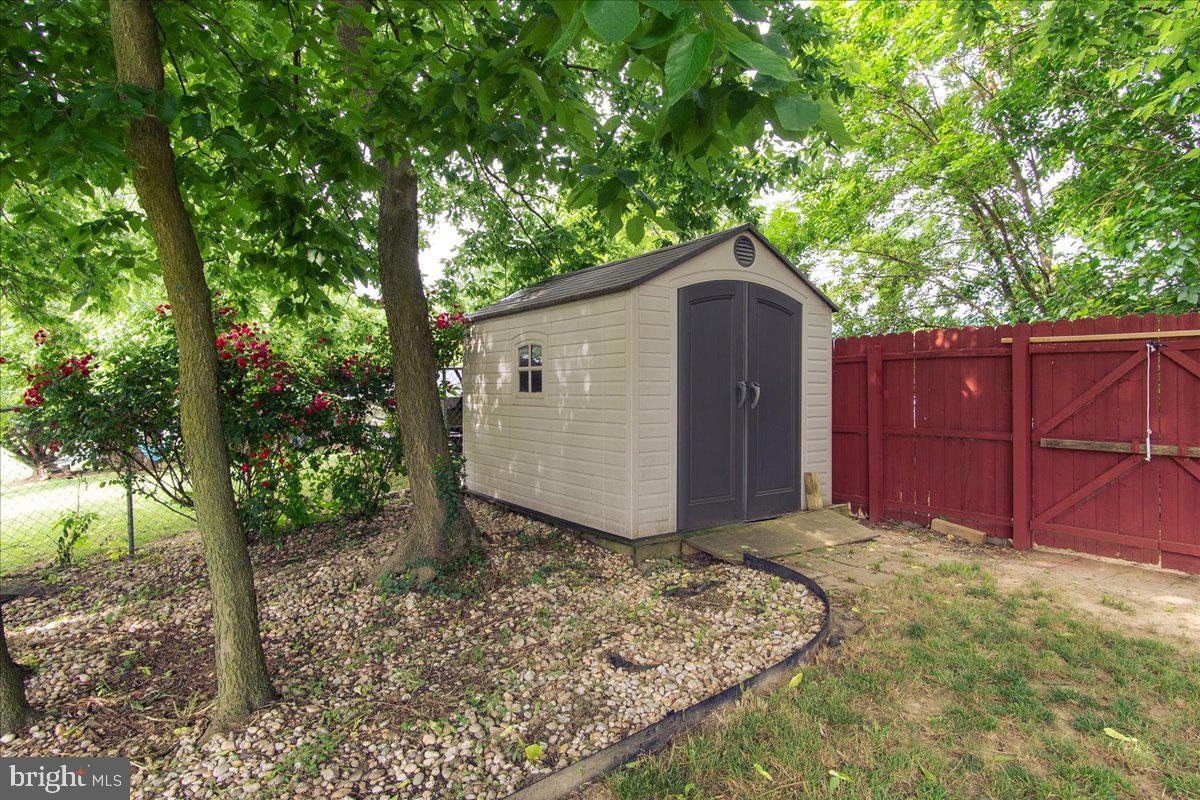 SENECA VILLAGE - Residential