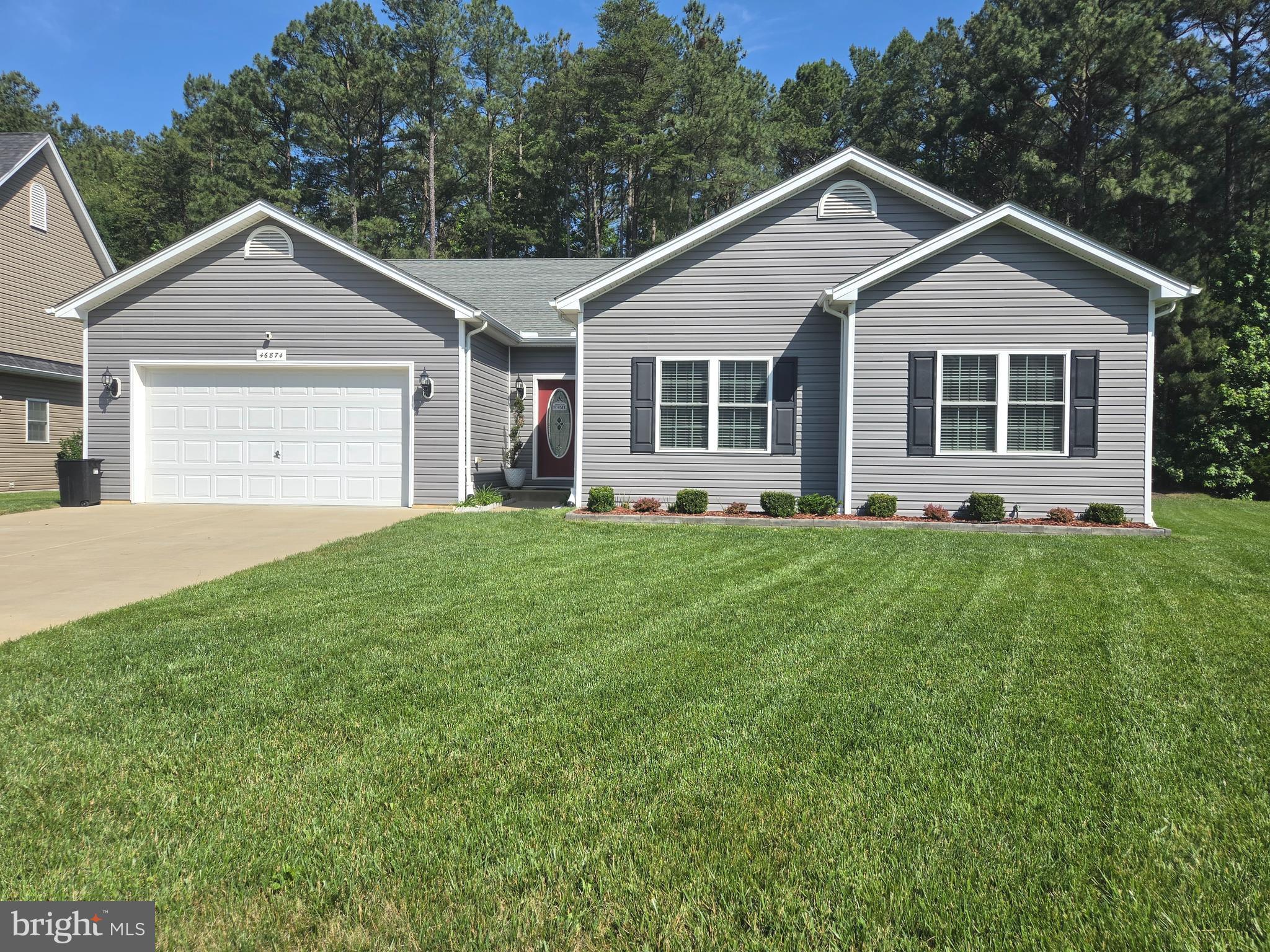 EMERALD HILLS ESTATES - Residential