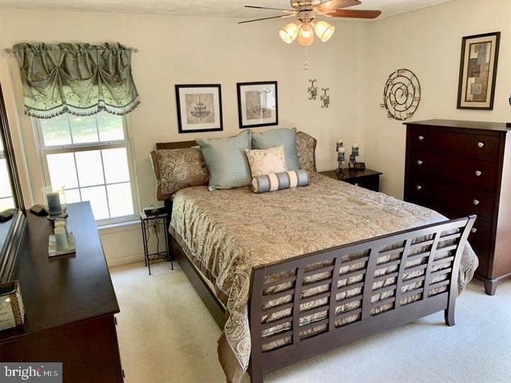 SMOKETREE - Residential Lease