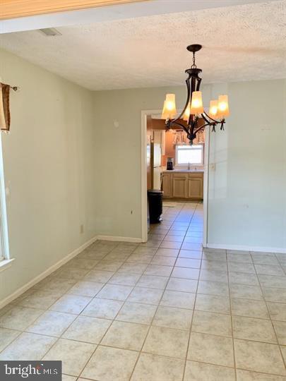 SMOKETREE - Residential Lease