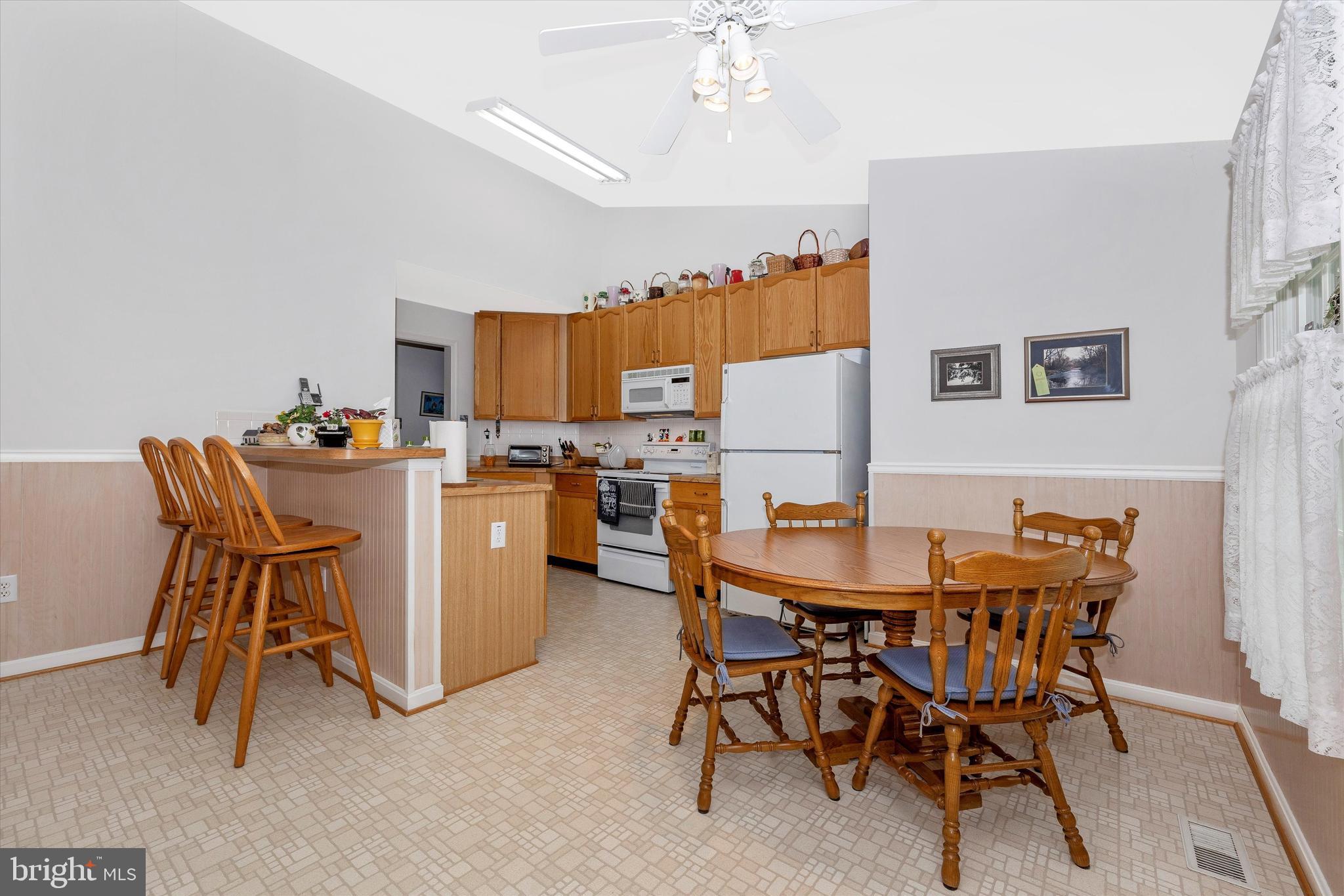 COPPER OAKS - Residential