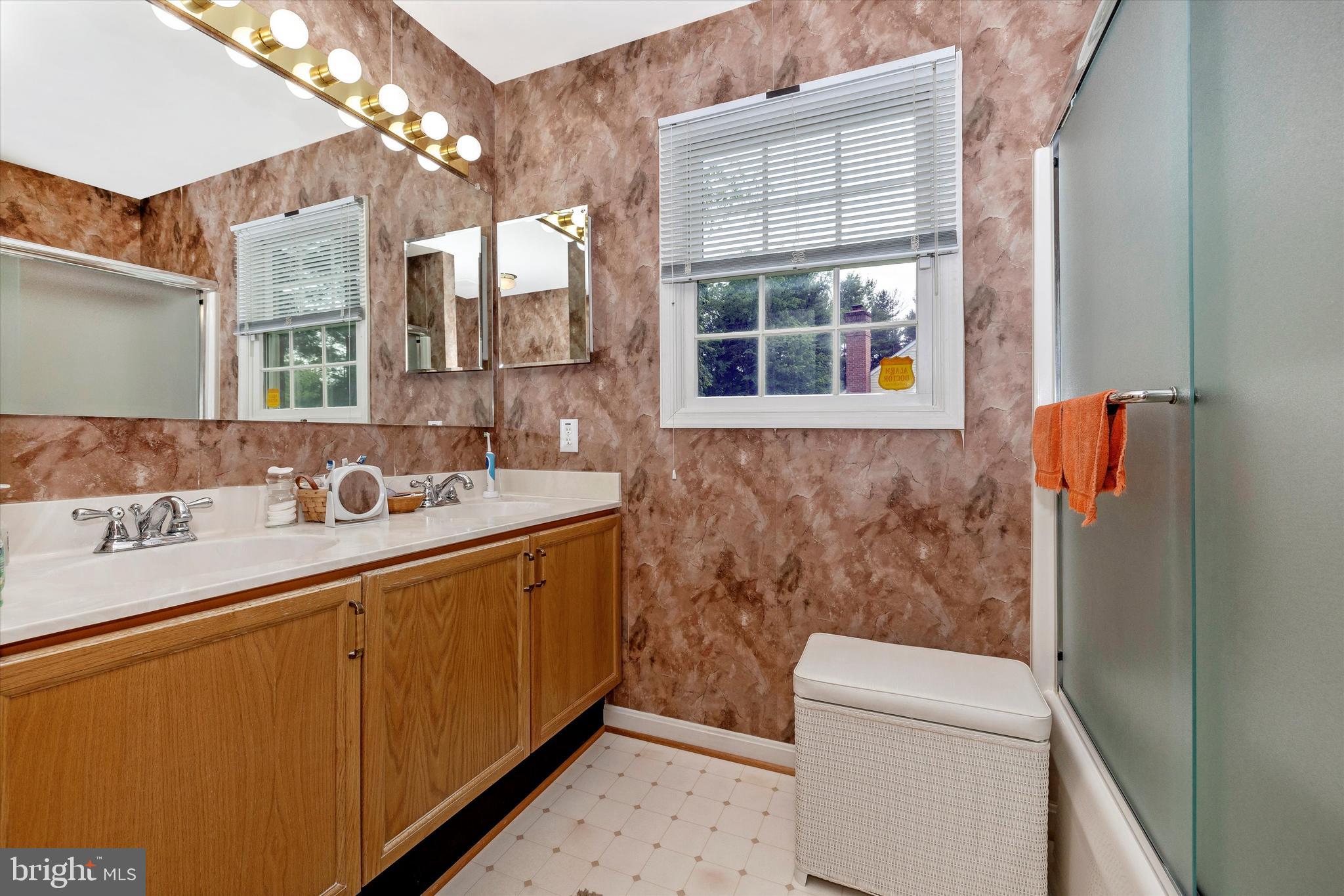 COPPER OAKS - Residential