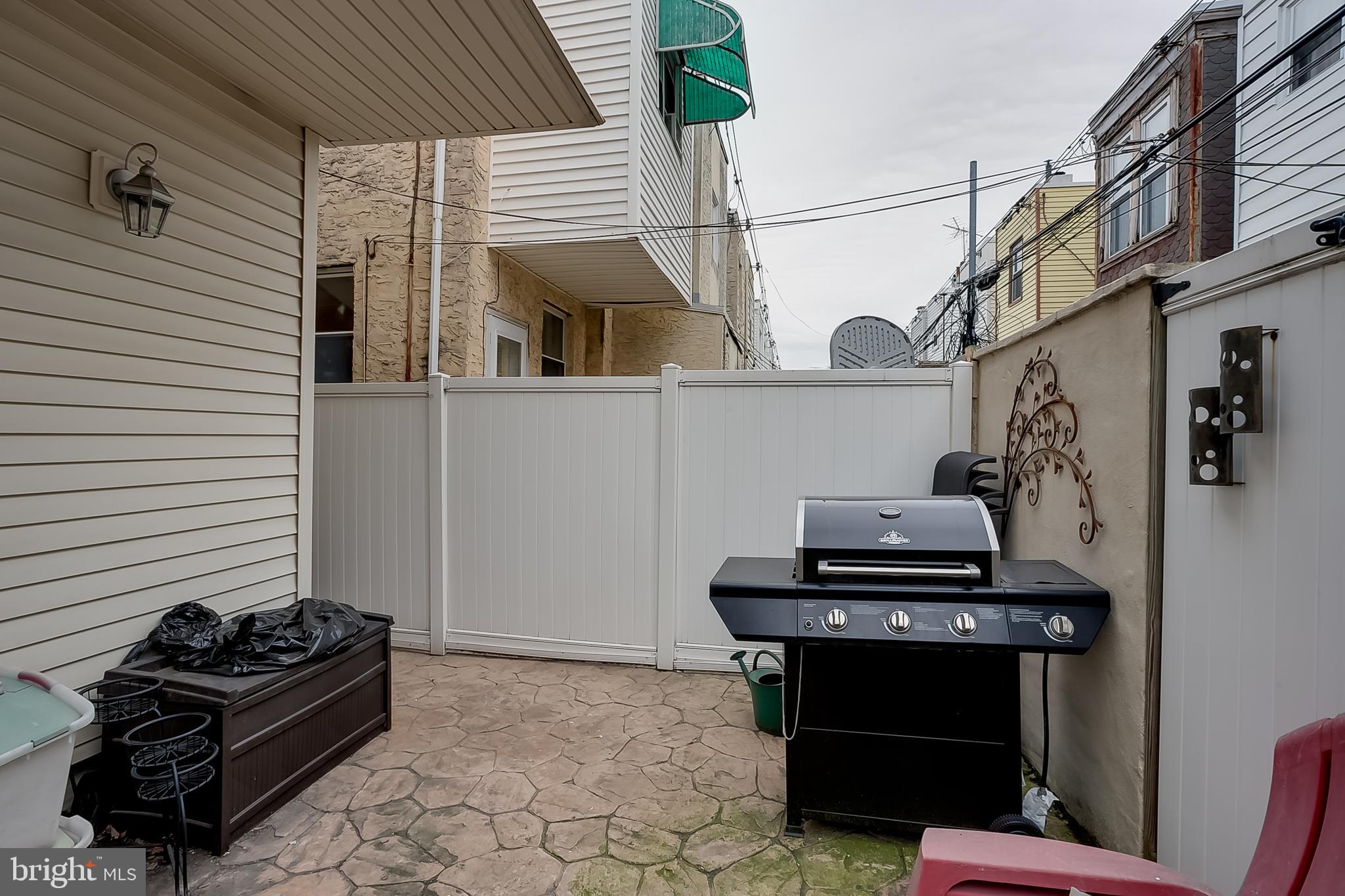 PHILADELPHIA (SOUTH) - Residential