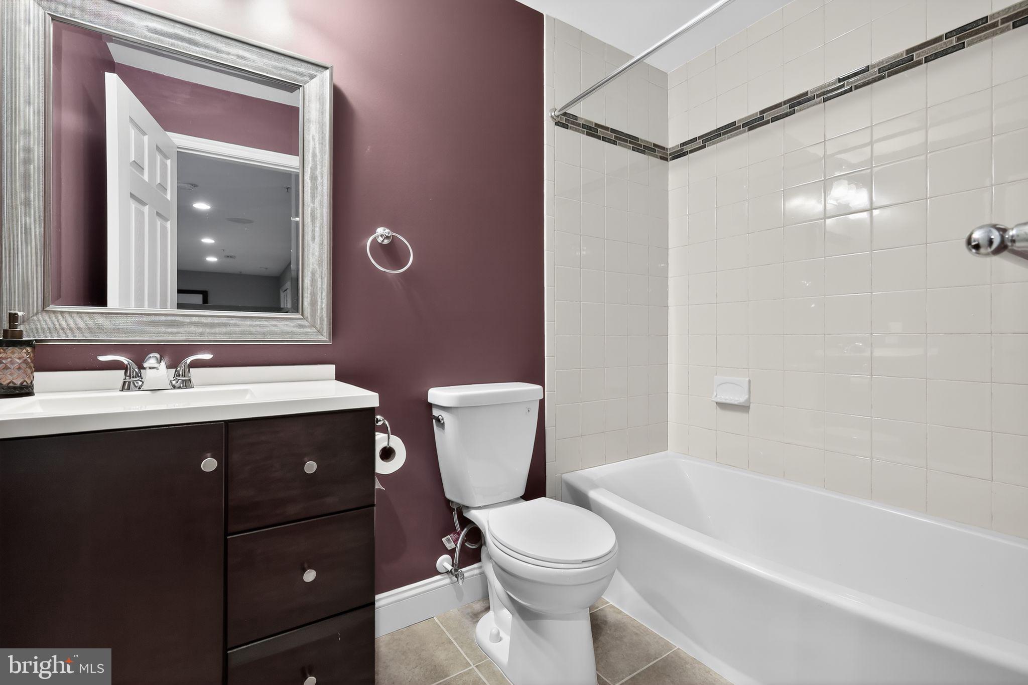 GREENWAY VILLAGE - Residential Lease