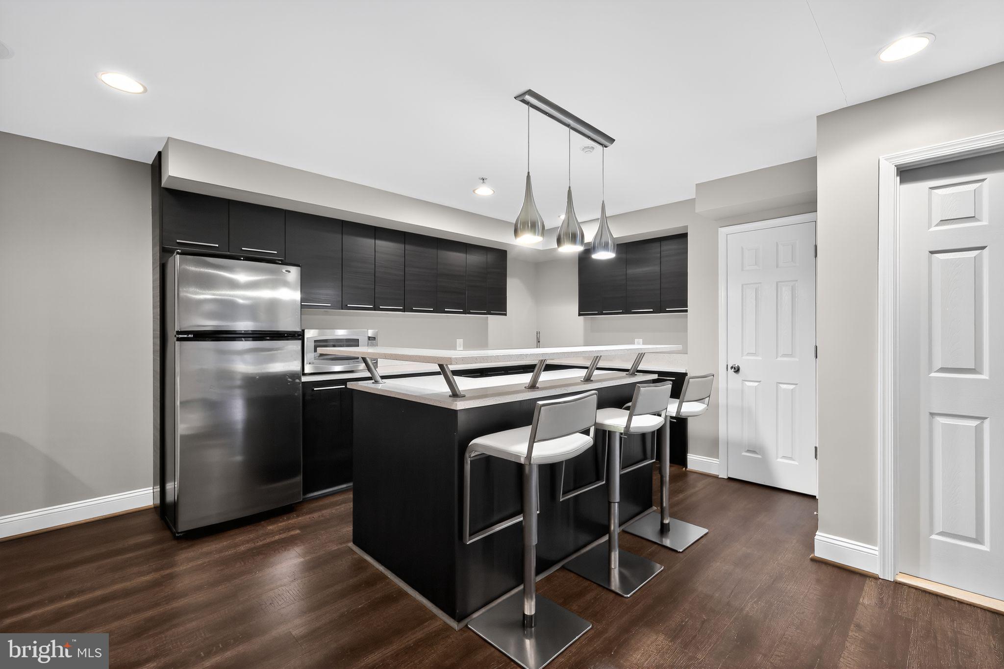 GREENWAY VILLAGE - Residential Lease