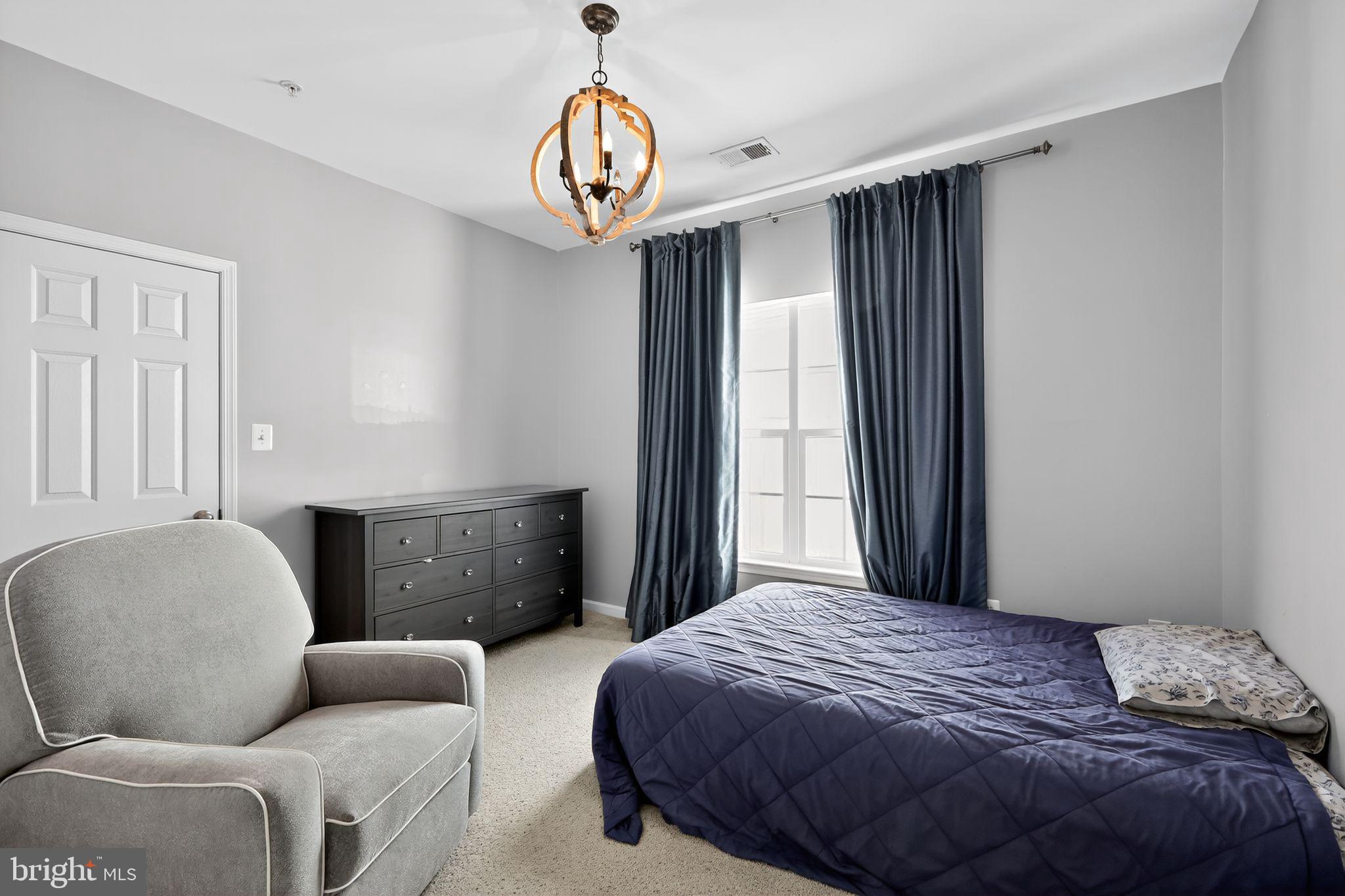 GREENWAY VILLAGE - Residential Lease