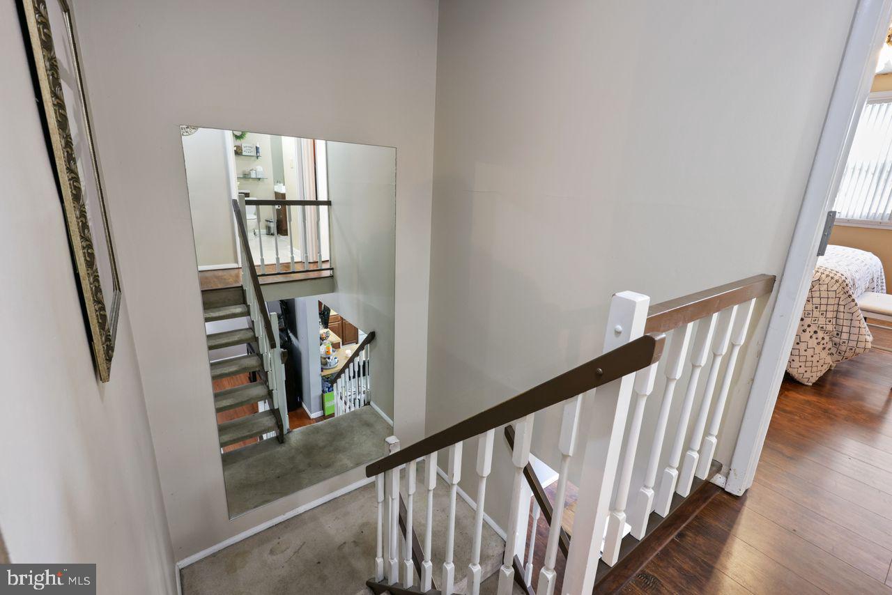 GUNNERS LAKE VILLAGE - Residential