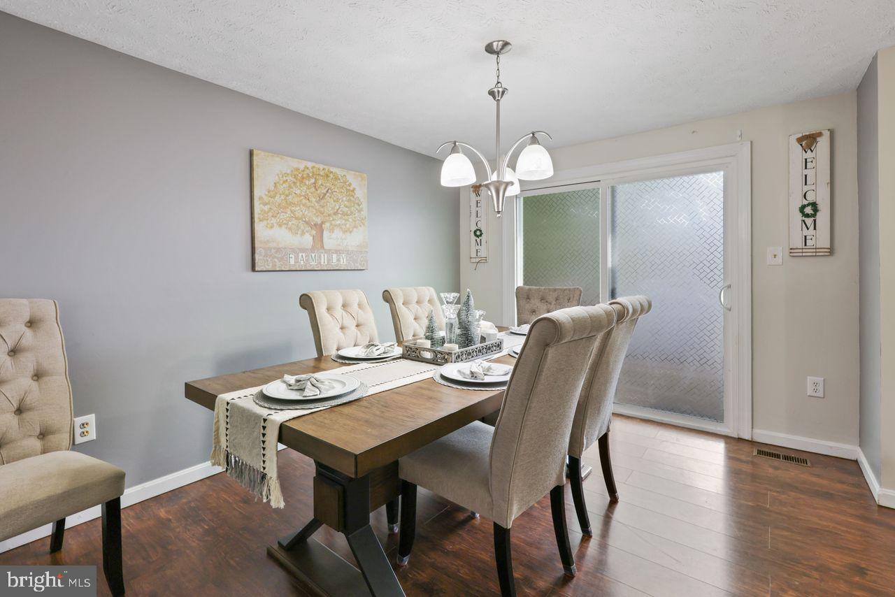 GUNNERS LAKE VILLAGE - Residential