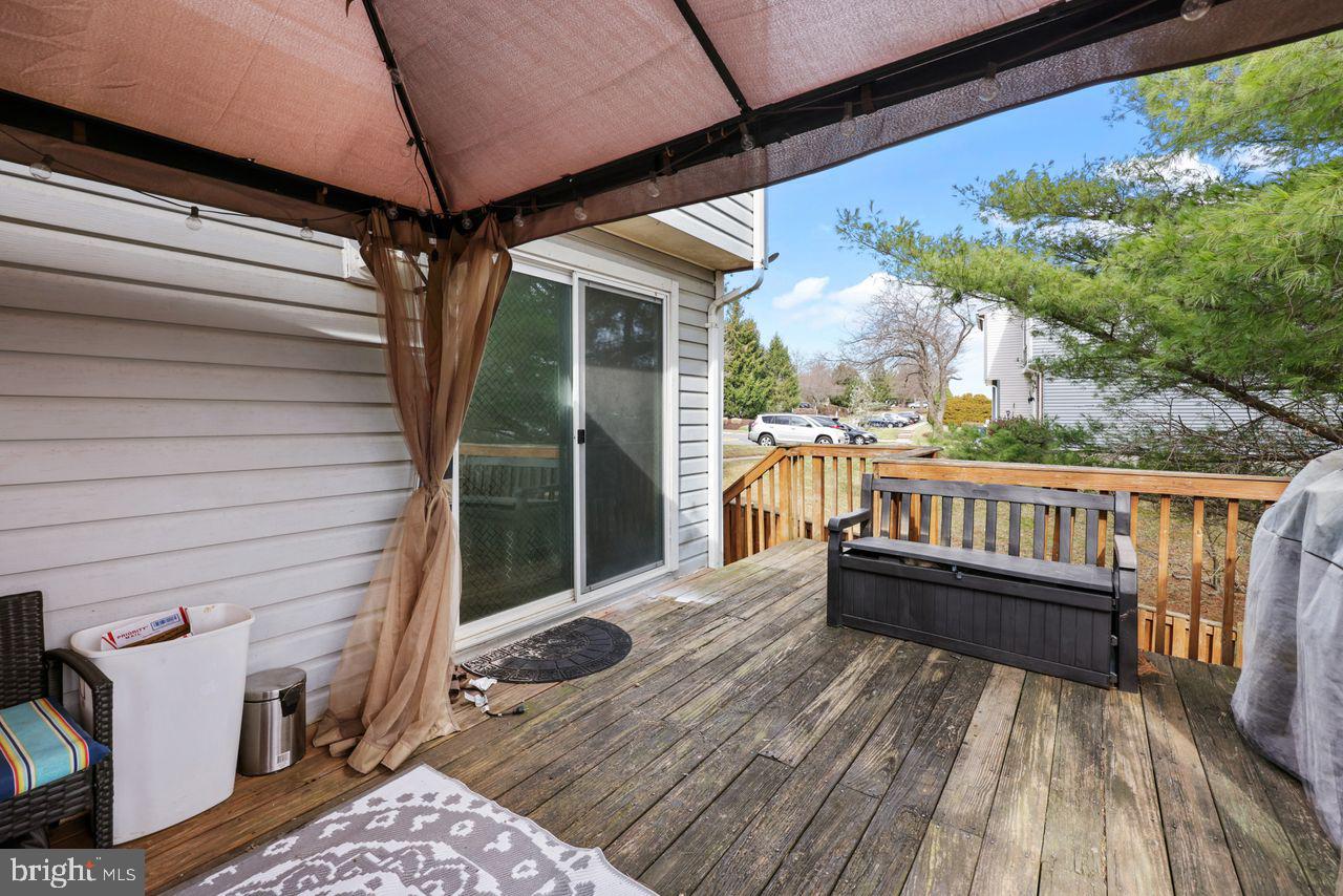 GUNNERS LAKE VILLAGE - Residential